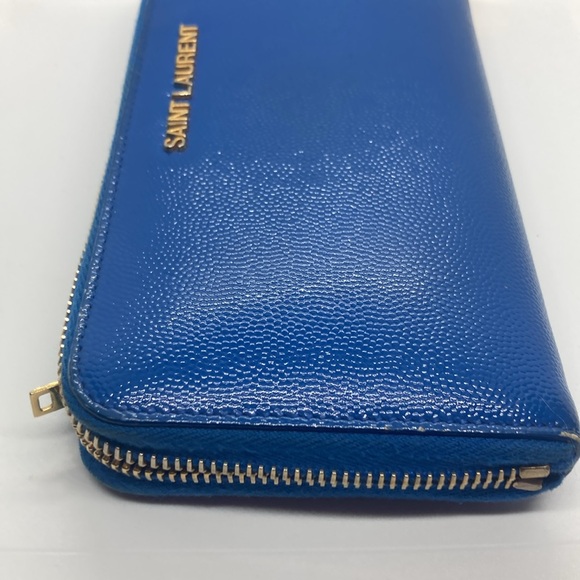 Yves Saint Laurent Rive Gauche Blue Leather Zip Around Wallet - Picture 7 of 12